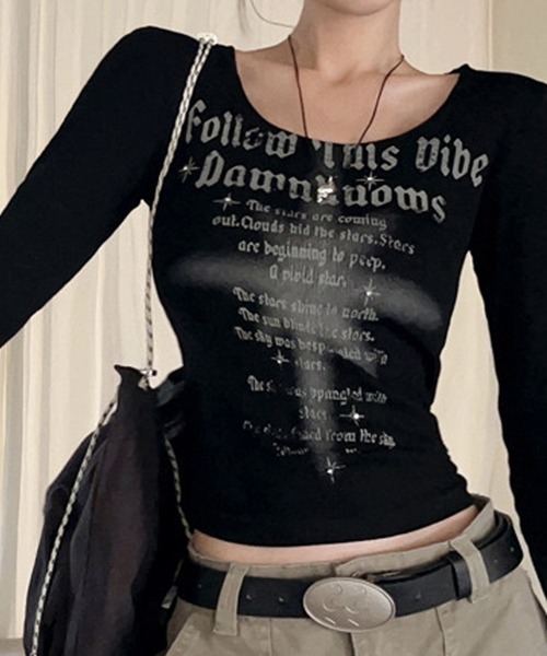 NANEA(ナネア)の「ロゴプリント ワイドネックロングTシャツ(Tシャツ/カットソー・レディース・ブラック・LARGE/MEDIUM/SMALL)」の9枚目の写真