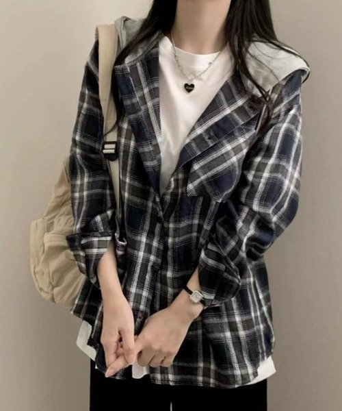 SPIGA（スピーガ）の「ﾁｪｯｸｼｬﾂﾌｰﾃﾞｨ（パーカー・レディース・ブラック/ネイビー・X-LARGE/LARGE/MEDIUM/SMALL）」の4枚目の写真