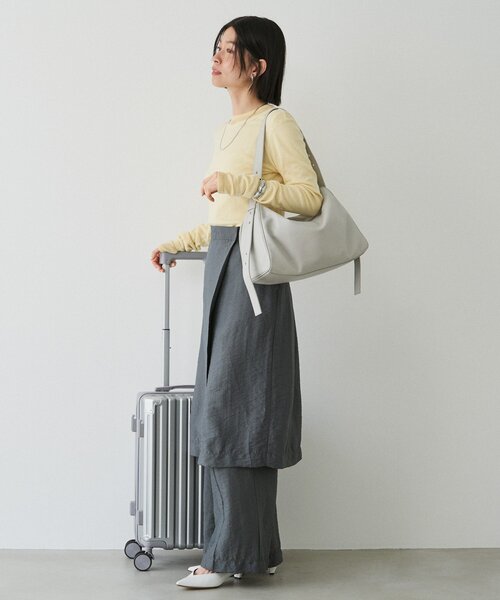 russet（ラシット）の「トライアングルショルダーバッグ（ショルダーバッグ・レディース・アイボリー/ブラック/ライトグレー・FREE）」の13枚目の写真