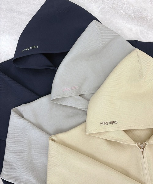 Futier land(フューティアランド)の「ロゴ入りボンディングパーカー(パーカー・レディース・ネイビー/ライトベージュ/ライトグレー・FREE)」の20枚目の写真