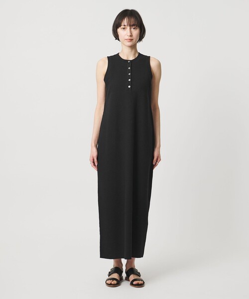 SACRA(サクラ)の「<SACRA>ヘンリーネック ノースリーブ ワンピース(ワンピース・レディース・ホワイト/ブラック・38)」の8枚目の写真