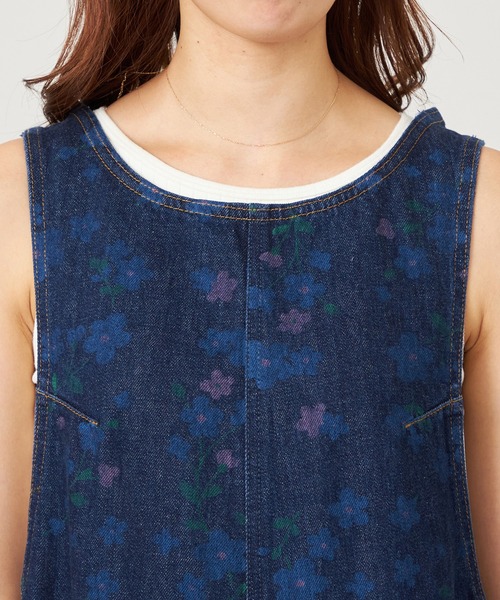 SOMETHING（サムシング）の「atelier SOMETHING　AMERICAN SLEEVE ALL IN ONE/アメリカンスリーブオールインワン【FLOWER】（サロペット/オーバーオール・レディース・ブルー・FREE）」の12枚目の写真