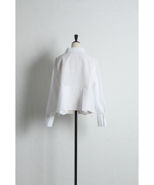ARVELLIA(アルベリア)の「FLARE HEM PLEATED SHIRT(シャツ/ブラウス・レディース・イエロー/ホワイト・M)」の15枚目の写真