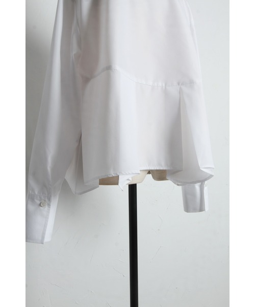 ARVELLIA(アルベリア)の「FLARE HEM PLEATED SHIRT(シャツ/ブラウス・レディース・イエロー/ホワイト・M)」の22枚目の写真