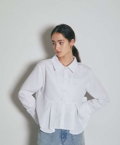 ARVELLIA(アルベリア)の「FLARE HEM PLEATED SHIRT(シャツ/ブラウス・レディース・イエロー/ホワイト・M)」の9枚目の写真