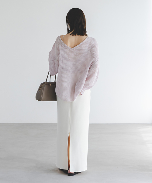 Noble（ノーブル）の「《WEB＆日本橋・ルクア店限定・追加》ペーパーヤーン カノコBACK Vプルオーバー（ニット/セーター・レディース・ネイビー/アイボリー/ピンク系その他・FREE）」の6枚目の写真