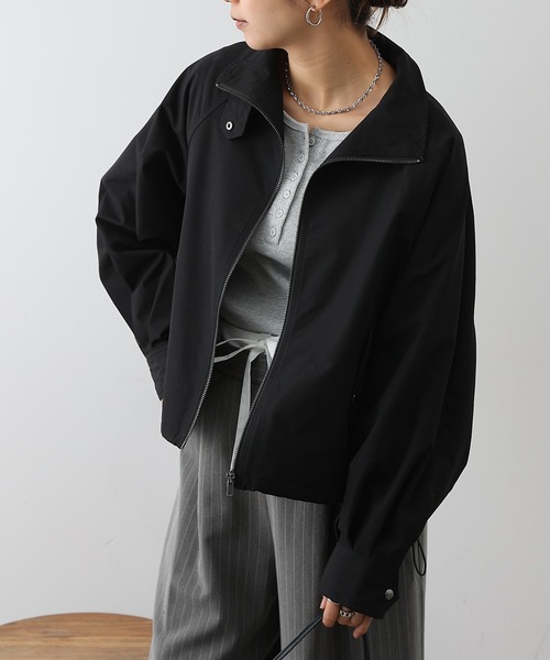 COLONY 2139(コロニートゥーワンスリーナイン)の「裾ドロストZIPブルゾン(ブルゾン・レディース・ブラック/グレイッシュベージュ・FREE)」の9枚目の写真