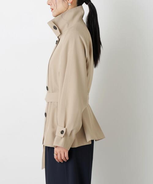 NANO universe（ナノユニバース）の「エアリーツイルベルテッドショートコート（トレンチコート・レディース・アイボリー/ベージュ・FREE）」の13枚目の写真