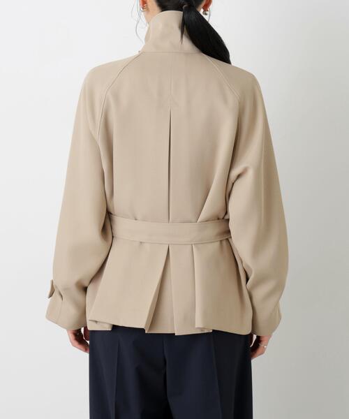 NANO universe（ナノユニバース）の「エアリーツイルベルテッドショートコート（トレンチコート・レディース・アイボリー/ベージュ・FREE）」の14枚目の写真