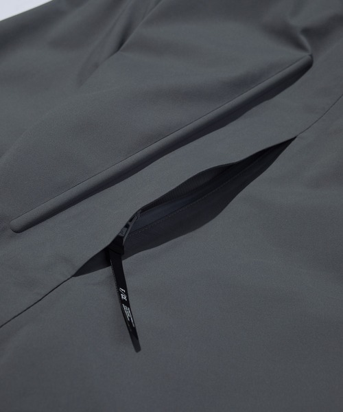 F/CE. （エフシーイー）の「F/CE. PERTEX WATERPROOF LAYERING SHELL / エフシーイー パーテックス ウォータープルーフ レイヤリング シェル（ナイロンジャケット・メンズ・ブラック/グレー・SMALL/MEDIUM/LARGE）」の13枚目の写真