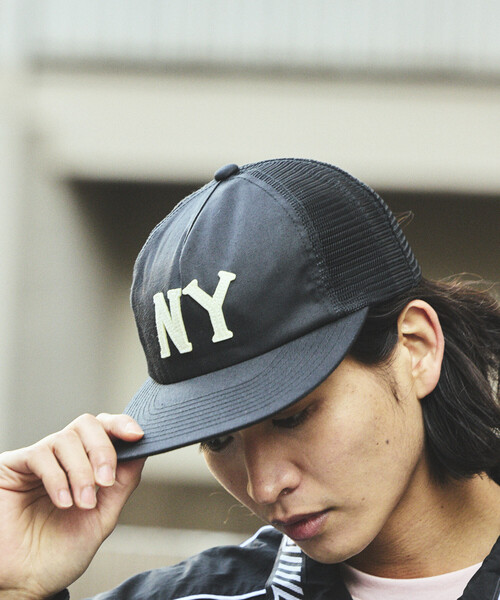 Cooperstown Ball Cap（クーパーズタウンボールキャップ）の「C.B.C by COOPERSTOWN BALL CAP × FREAK'S STORE/クーパーズタウン ボールキャップ × フリークスストア 別注 フェルト ロゴ ツイル メッシュ キャップ（キャップ・メンズ・ブラウン/グリーン/ブラック/ネイビー・ONE SIZE）」の2枚目の写真