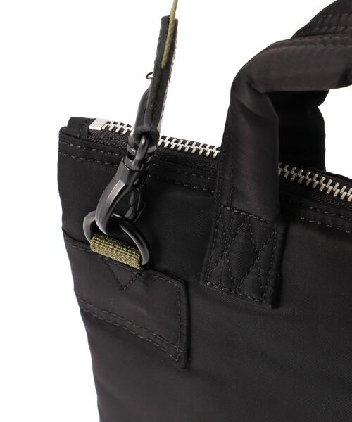 AVIREX（アヴィレックス）の「FLIGHT NYLON "SMALL HELMET BAG" / フライト ナイロン スモール ヘルメットバッグ / AVIREX / アヴィレックス（ショルダーバッグ・メンズ・その他10/ブラック・F）」の12枚目の写真