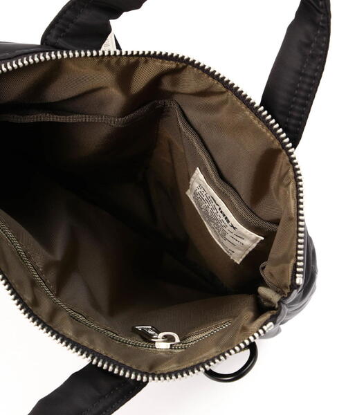 AVIREX（アヴィレックス）の「FLIGHT NYLON "SMALL HELMET BAG" / フライト ナイロン スモール ヘルメットバッグ / AVIREX / アヴィレックス（ショルダーバッグ・メンズ・その他10/ブラック・F）」の17枚目の写真