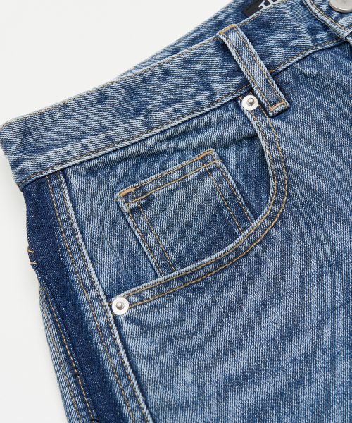 TOFFEE(トフィー)の「サイドラインデニムパンツ (BLUE)(デニムパンツ・メンズ・その他・SMALL/MEDIUM/LARGE/X-LARGE)」の8枚目の写真
