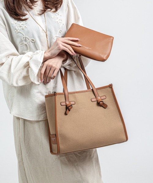 GIANNI CHIARINI（ジャンニ キアリーニ）の「【GIANNI CHIARINI/ジャンニキアリーニ】トートバッグ　MARCELLA　Sサイズ　コットン×本革（トートバッグ・レディース・ブラック/アイボリー/ライトブラウン・FREE）」の3枚目の写真