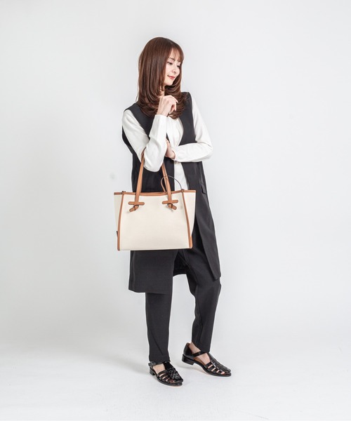 GIANNI CHIARINI（ジャンニ キアリーニ）の「【GIANNI CHIARINI/ジャンニキアリーニ】トートバッグ　MARCELLA　Sサイズ　コットン×本革（トートバッグ・レディース・ブラック/アイボリー/ライトブラウン・FREE）」の18枚目の写真