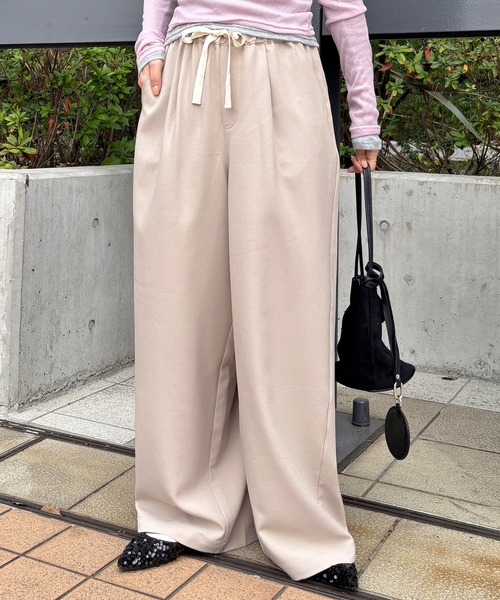 ISOOK(アイスー)の「【ISOOK / アイスー】配色ドロストイージーワイドパンツ / イージーケア タフタ タックパンツ リラックスパンツ ZOZOTOWN限定(チノパンツ・レディース・ブラック/ベージュ・FREE)」の13枚目の写真