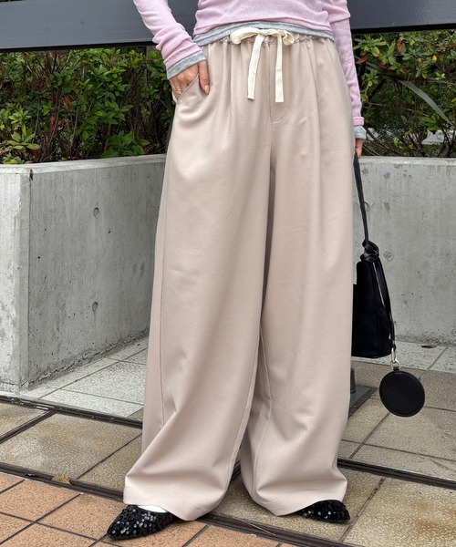 ISOOK(アイスー)の「【ISOOK / アイスー】配色ドロストイージーワイドパンツ / イージーケア タフタ タックパンツ リラックスパンツ ZOZOTOWN限定(チノパンツ・レディース・ブラック/ベージュ・FREE)」の14枚目の写真