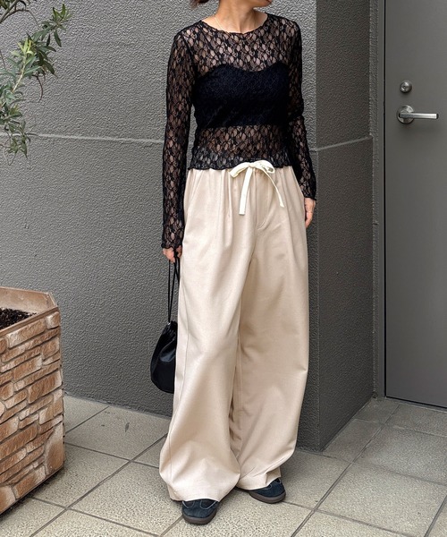 ISOOK(アイスー)の「【ISOOK / アイスー】配色ドロストイージーワイドパンツ / イージーケア タフタ タックパンツ リラックスパンツ ZOZOTOWN限定(チノパンツ・レディース・ブラック/ベージュ・FREE)」の4枚目の写真