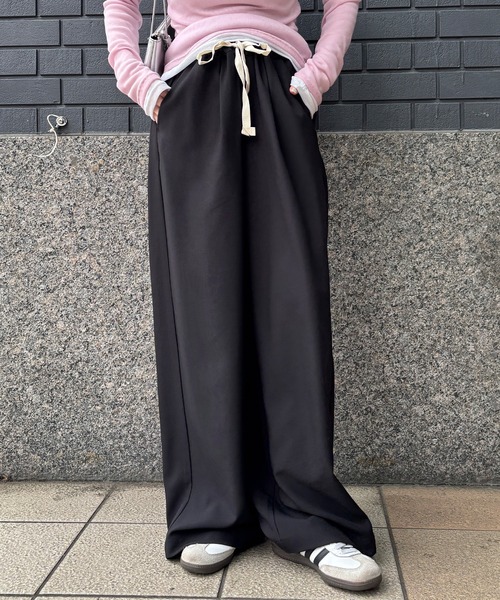 ISOOK(アイスー)の「【ISOOK / アイスー】配色ドロストイージーワイドパンツ / イージーケア タフタ タックパンツ リラックスパンツ ZOZOTOWN限定(チノパンツ・レディース・ブラック/ベージュ・FREE)」の11枚目の写真