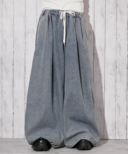 GORGE（ゴージ）の「《スーパーワイド　刺繍》デニムパンツ／カジュアル×ストリート／オールシーズン／全2色（デニムパンツ・レディース・ブルー/ネイビー・F）」の6枚目の写真