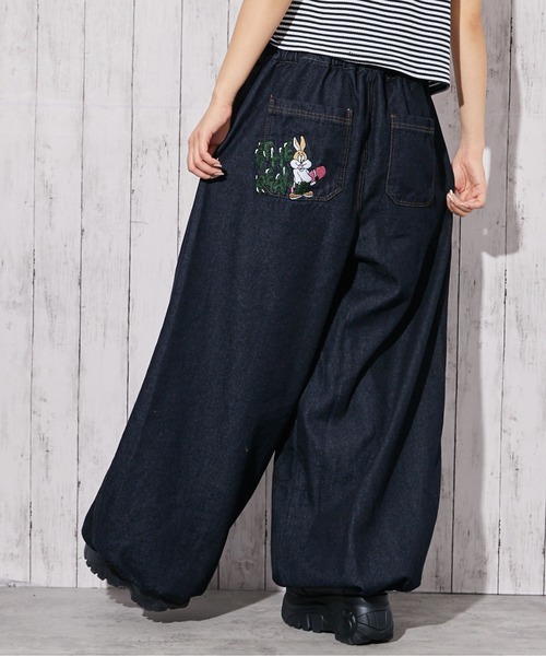 GORGE（ゴージ）の「《スーパーワイド　刺繍》デニムパンツ／カジュアル×ストリート／オールシーズン／全2色（デニムパンツ・レディース・ブルー/ネイビー・F）」の16枚目の写真