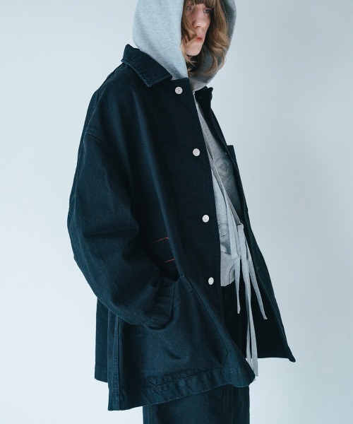 soduk（スドーク）の「bigger bigger denim jacket（デニムジャケット・レディース・インディゴブルー/ブラック・ONE SIZE）」の6枚目の写真
