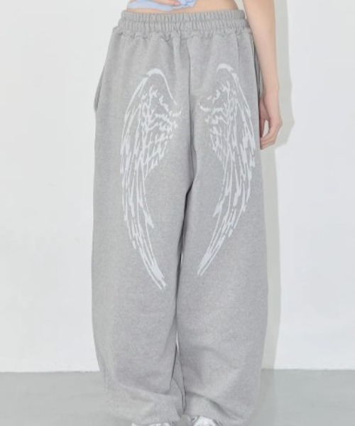 FANCY CLUB（ファンシークラブ）の「◇FANCYCLUB◇ブランド直輸入正規品/エンジェル ヴィンテージ スウェットパンツ ANGEL VINTAGE SWEATPANTS（スウェットパンツ・レディース・グレー/ブラック/スカイブルー・FREE）」の2枚目の写真