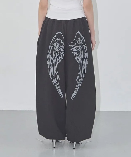 FANCY CLUB(ファンシークラブ)の「◇FANCYCLUB◇ブランド直輸入正規品/エンジェル ヴィンテージ スウェットパンツ ANGEL VINTAGE SWEATPANTS(スウェットパンツ・レディース・グレー/ブラック/スカイブルー・FREE)」の9枚目の写真