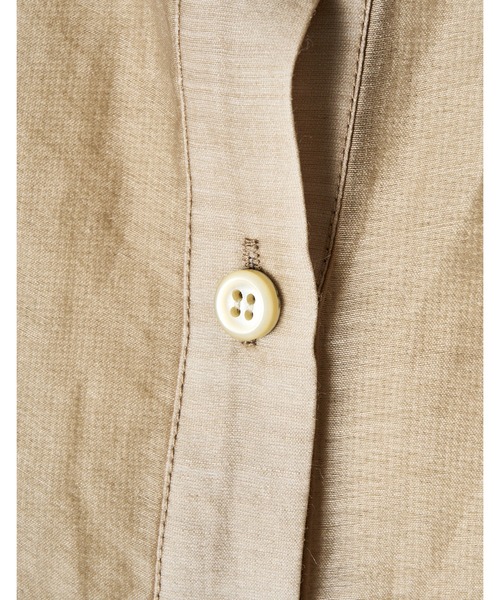 RUMCHE（ラムシェ）の「Layered Tuck Sleeveless Blouse / レイヤードタックノースリーブブラウス（シャツ/ブラウス・レディース・ネイビー/ベージュ・FREE）」の16枚目の写真