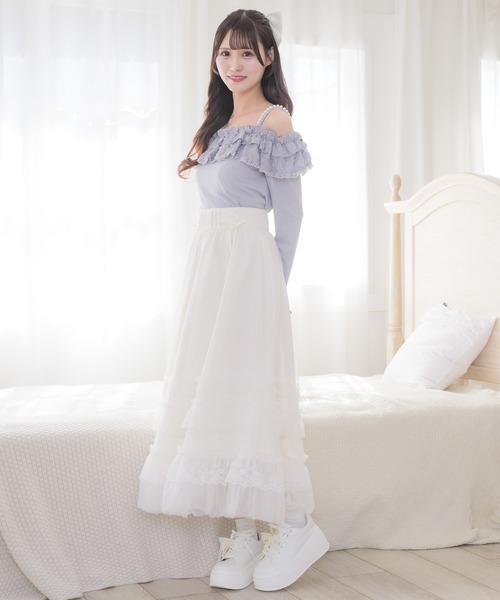 couture BY ROJITA（クチュールバイロジータ）の「フェザーリボンオフショルトップス（Tシャツ/カットソー・レディース・グレー/ブラック/ホワイト・FREE）」の6枚目の写真