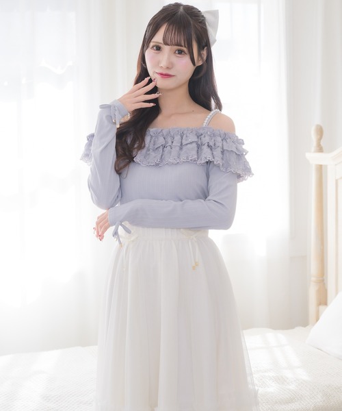 couture BY ROJITA（クチュールバイロジータ）の「フェザーリボンオフショルトップス（Tシャツ/カットソー・レディース・グレー/ブラック/ホワイト・FREE）」の22枚目の写真