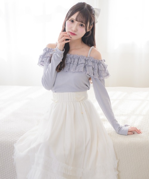 couture BY ROJITA（クチュールバイロジータ）の「フェザーリボンオフショルトップス（Tシャツ/カットソー・レディース・グレー/ブラック/ホワイト・FREE）」の18枚目の写真