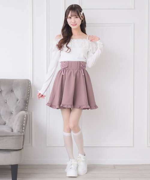 couture BY ROJITA（クチュールバイロジータ）の「フェザーリボンオフショルトップス（Tシャツ/カットソー・レディース・グレー/ブラック/ホワイト・FREE）」の8枚目の写真