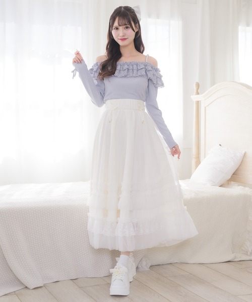 couture BY ROJITA（クチュールバイロジータ）の「フェザーリボンオフショルトップス（Tシャツ/カットソー・レディース・グレー/ブラック/ホワイト・FREE）」の7枚目の写真