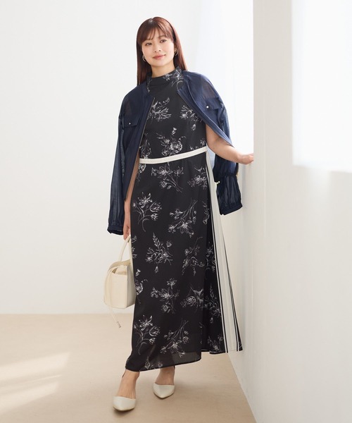 Andemiu（アンデミュウ）の「ポケツキシアーブルゾン656241（ブルゾン・レディース・グレイッシュベージュ/ネイビー・FREE）」の3枚目の写真