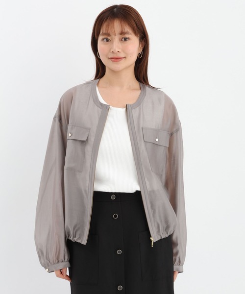 Andemiu（アンデミュウ）の「ポケツキシアーブルゾン656241（ブルゾン・レディース・グレイッシュベージュ/ネイビー・FREE）」の6枚目の写真