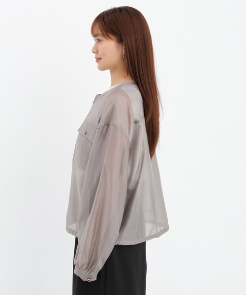 Andemiu（アンデミュウ）の「ポケツキシアーブルゾン656241（ブルゾン・レディース・グレイッシュベージュ/ネイビー・FREE）」の9枚目の写真