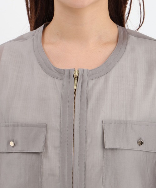 Andemiu（アンデミュウ）の「ポケツキシアーブルゾン656241（ブルゾン・レディース・グレイッシュベージュ/ネイビー・FREE）」の12枚目の写真