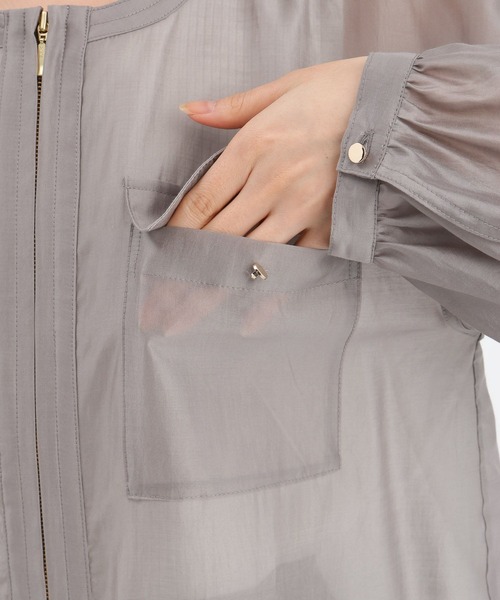 Andemiu（アンデミュウ）の「ポケツキシアーブルゾン656241（ブルゾン・レディース・グレイッシュベージュ/ネイビー・FREE）」の13枚目の写真