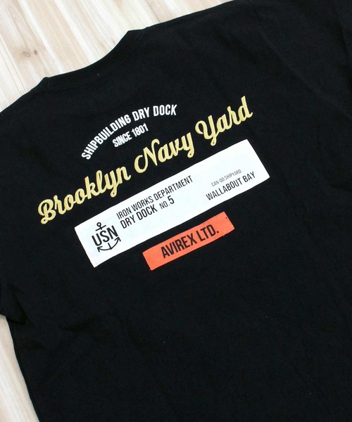 AVIREX(アヴィレックス)の「S/S PATCHED TEE "Brooklyn"(Tシャツ/カットソー・メンズ・オレンジ/ネイビー/ブラック/ホワイト・L/XXL/XL/M)」の12枚目の写真