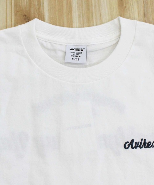 AVIREX(アヴィレックス)の「S/S PATCHED TEE "Brooklyn"(Tシャツ/カットソー・メンズ・オレンジ/ネイビー/ブラック/ホワイト・L/XXL/XL/M)」の21枚目の写真