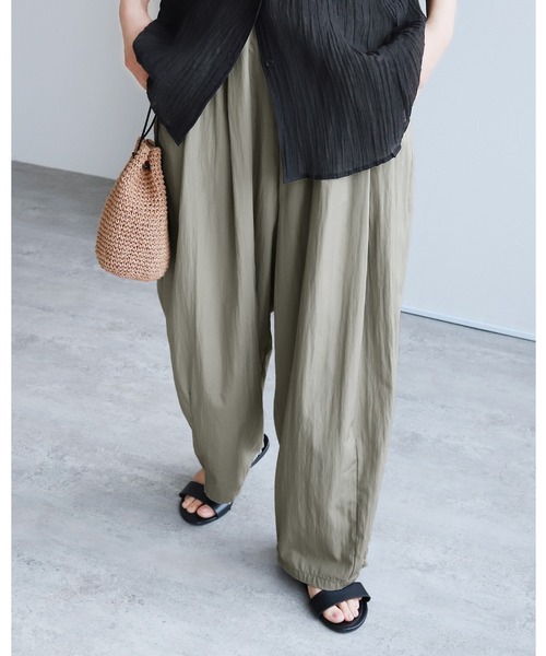 reca（レカ）の「イージーワイドコクーンパンツ（その他パンツ・レディース・ブラック/レモンイエロー/グレイッシュベージュ・FREE）」の2枚目の写真