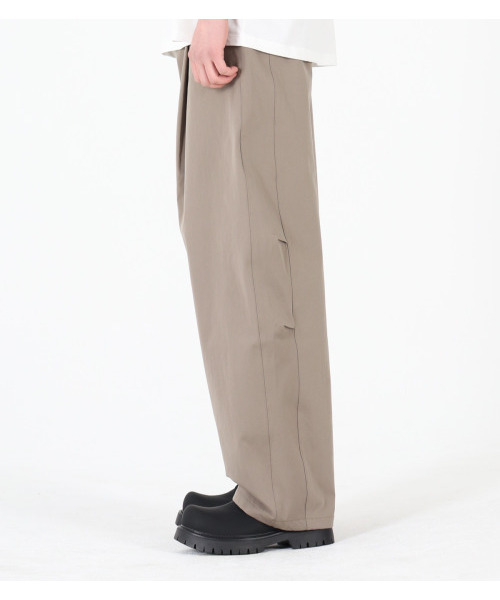 BUTTON SEOUL（ボタンソウル）の「ワンタックワイドバルーンフィットコットンパンツ（カーキベージュ）（その他パンツ・メンズ・その他・M/L/XL）」の4枚目の写真