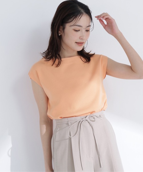 NATURAL BEAUTY BASIC（ナチュラルビューティーベーシック）の「総針ベーシックニット ボートネック（ニット/セーター・レディース・ブルー/オフホワイト/オレンジ/グレイッシュベージュ/ブラック・ﾌﾘ-）」の22枚目の写真