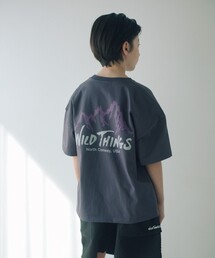 WILD THINGS（ワイルドシングス）の「【別注】＜WILD THINGS＞ マウンテン ショートスリーブ Tシャツ / キッズ 140cm-160cm（Tシャツ/カットソー）」