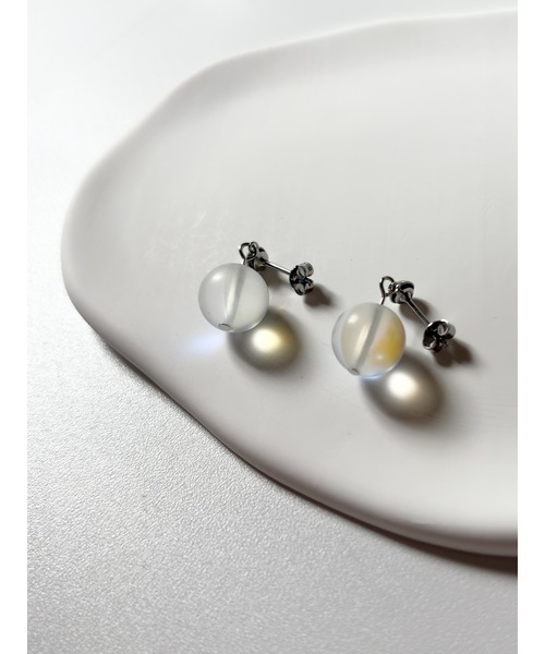 tone(トーン)の「【TOMEI LAB】ひとつぶ オーロラ マット ピアス(MA)(ピアス(両耳用)・レディース・その他・FREE)」の5枚目の写真