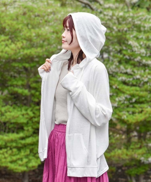 Bleu Bleuet（ブルーブルーエ）の「ジップパーカー（パーカー・レディース・ブラック/グレー系その他/オフホワイト・L）」の7枚目の写真