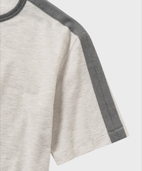 NONBLANK（ノンブランク）の「ミニマルサッカーTシャツ_MELANGE IVORY（Tシャツ/カットソー・メンズ・アイボリー・MEDIUM/LARGE/X-LARGE）」の4枚目の写真