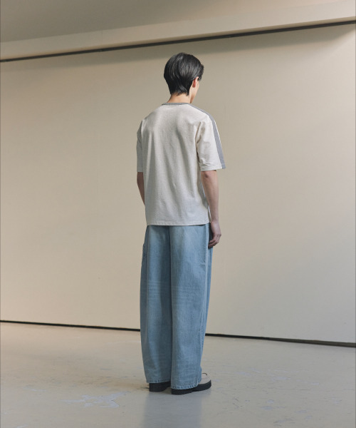 NONBLANK（ノンブランク）の「ミニマルサッカーTシャツ_MELANGE IVORY（Tシャツ/カットソー・メンズ・アイボリー・MEDIUM/LARGE/X-LARGE）」の11枚目の写真